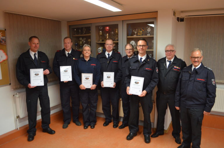 Mehr über den Artikel erfahren 📈 43 Einsätze für die Löschgruppe Holzhausen / Feuerwehr blickt im Rahmen der Jahreshauptversammlung zurück