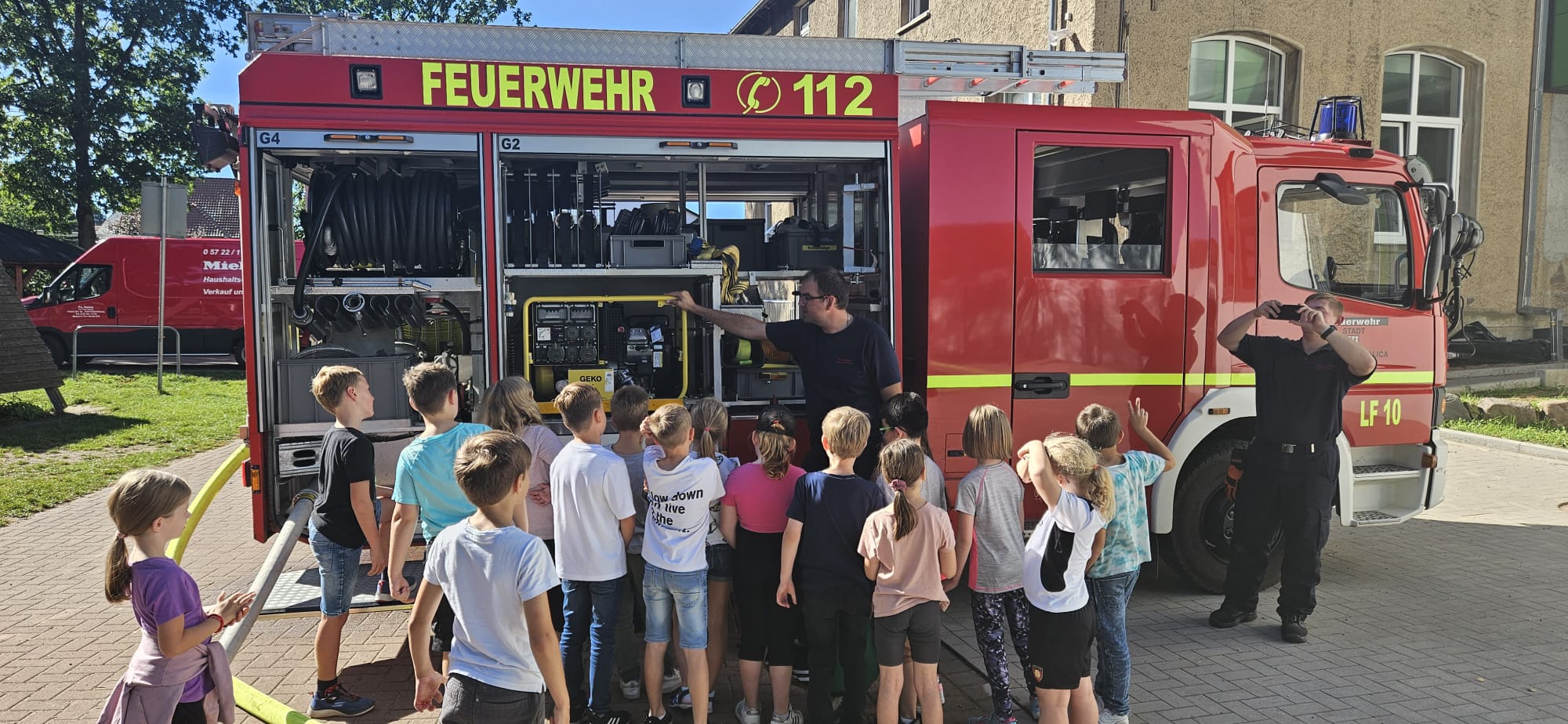 Mehr über den Artikel erfahren 👨🏼‍🚒 Brandschutzerziehung in der Grundschule