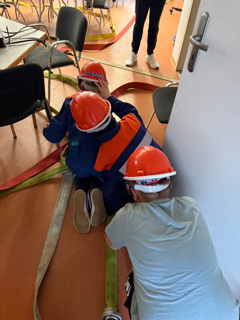 Mehr über den Artikel erfahren 🔥 Teamarbeit im Fokus!